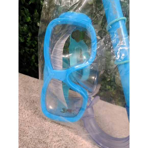 Disney Moana 2 Youth Swim Mask Goggles and‎ Snorkel Set Beach Pool Water Ages 5+ - Picture 3 of 7